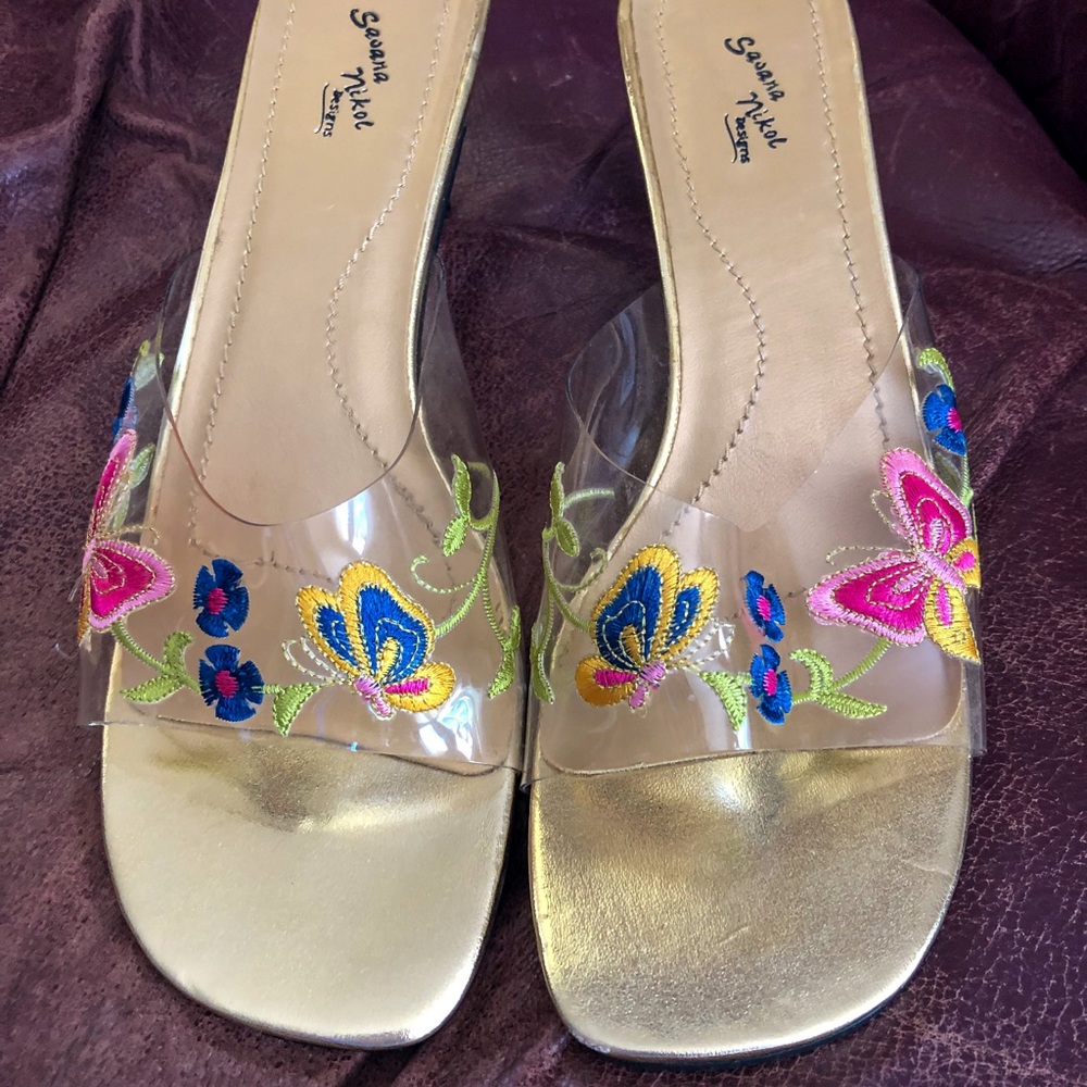 VINTAGE ITEM... you NEED💟💟 worn ONCE